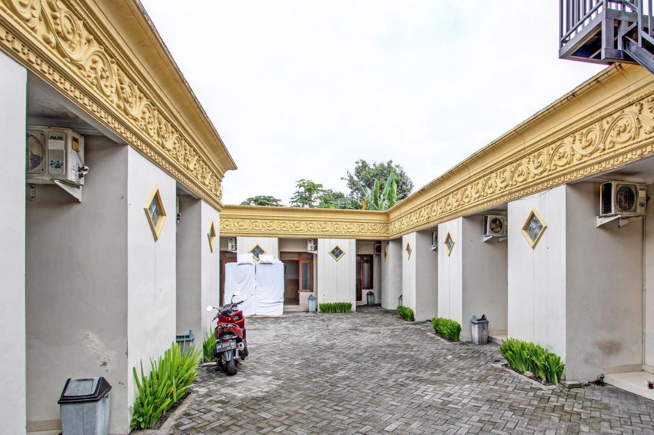 Oyo 91785 Hotel Srikandi Kalasan Tanjungtirto Exterior photo